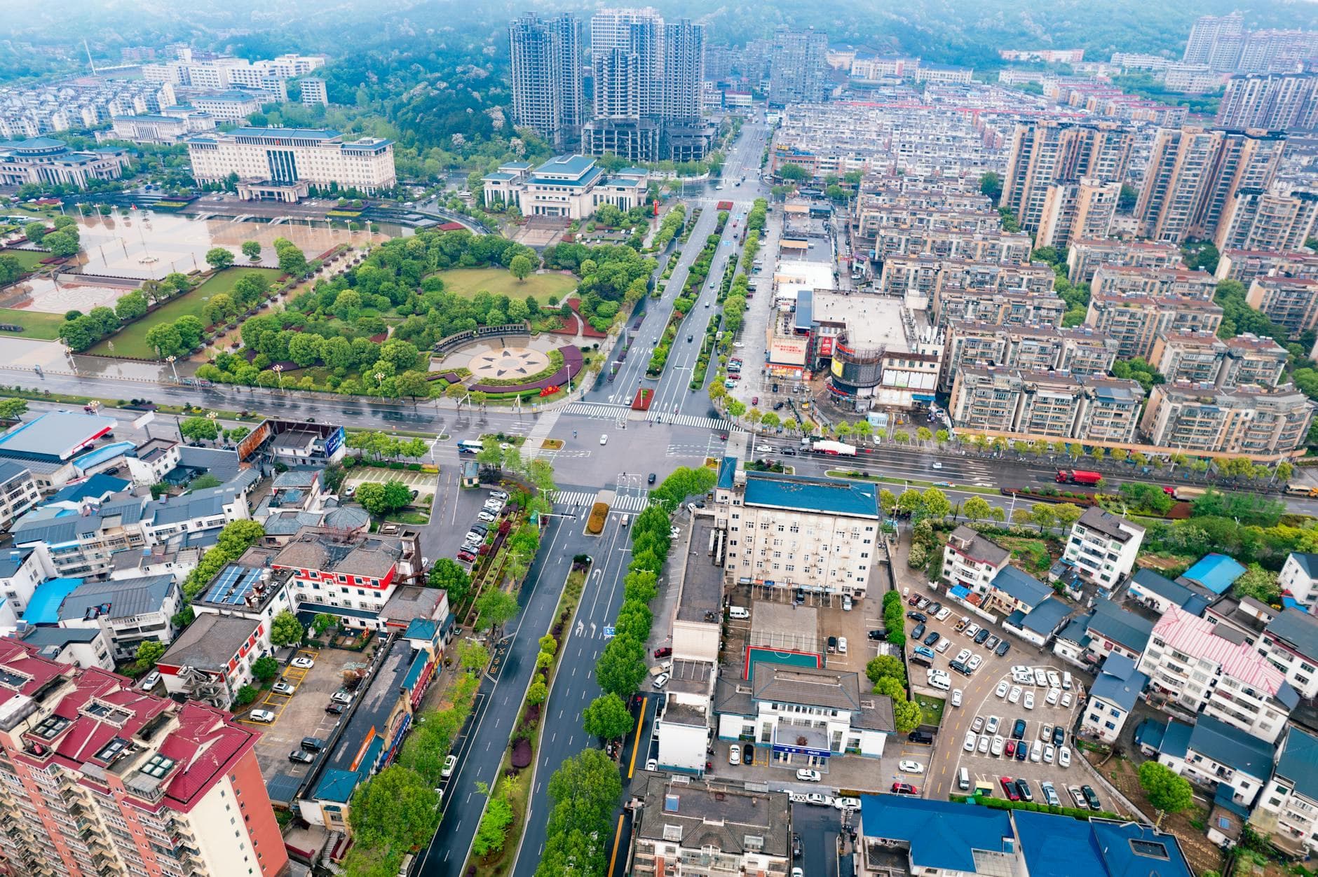 Aerial view of a well-planned commercial development with highway connectivity (Pexels)
